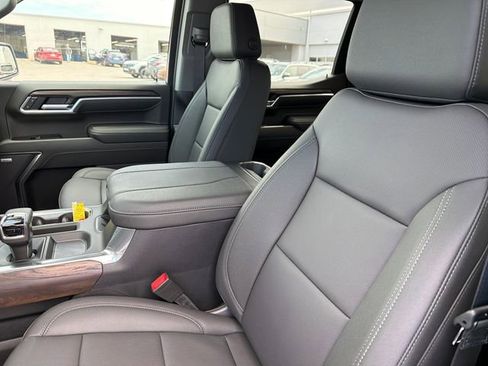 New 2026 GMC Sierra 1500 SLT w/ SLT Premium Plus Package AWD/4WD image 20