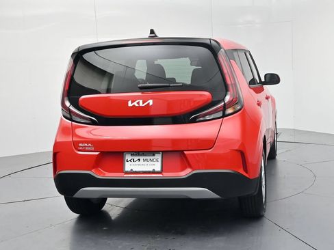Certified 2024 Kia Soul S FWD image 7