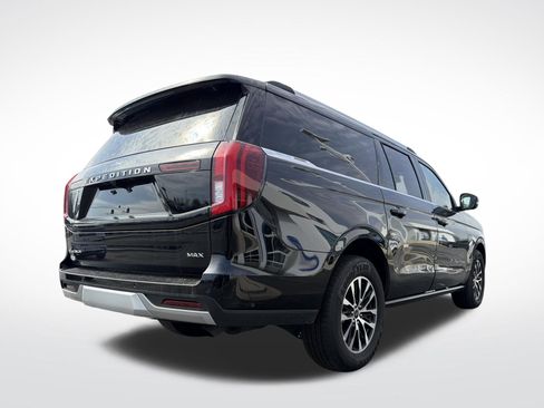 Used 2025 Ford Expedition Max Platinum image 17