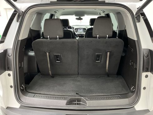 Used 2019 GMC Acadia SLE AWD/4WD image 29