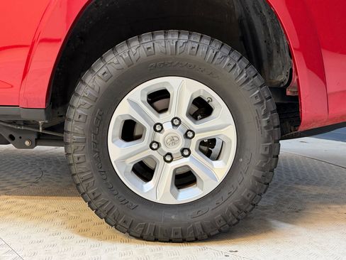 Used 2019 Toyota 4Runner SR5 RWD image 12