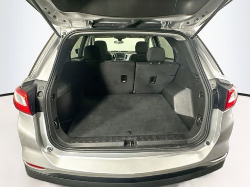 Used 2021 Chevrolet Equinox LS w/ LS Convenience Package FWD image 26