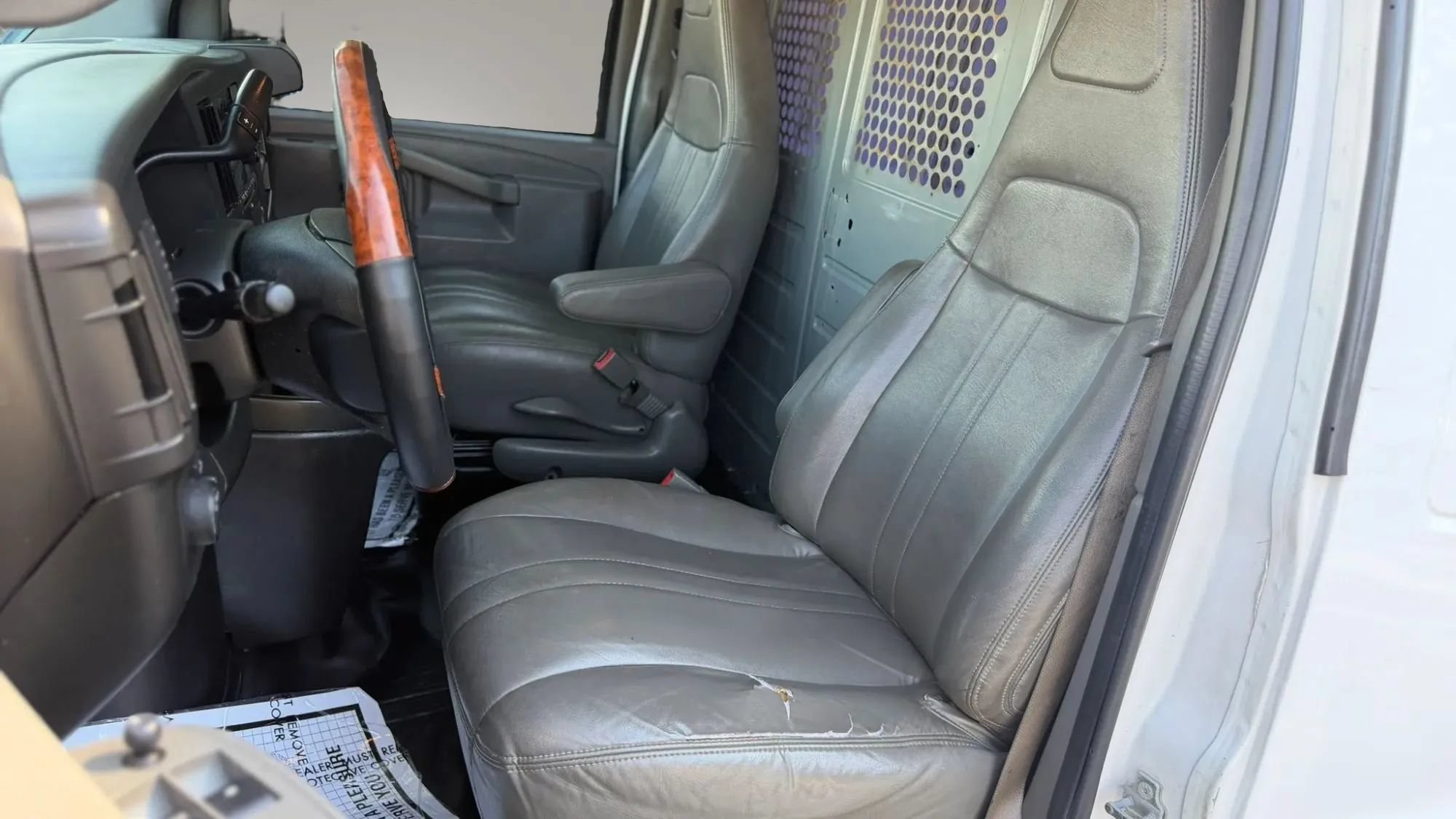 Used 2019 Chevrolet Express 2500 w/ Communications Package RWD image 11