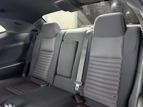 Used 2014 Dodge Challenger R/T image 20