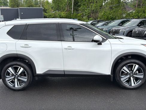 Certified 2024 Nissan Rogue SL AWD/4WD image 27