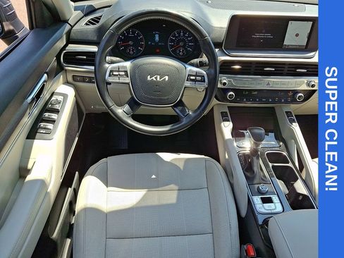Used 2022 Kia Telluride EX w/ EX Premium Package FWD image 12
