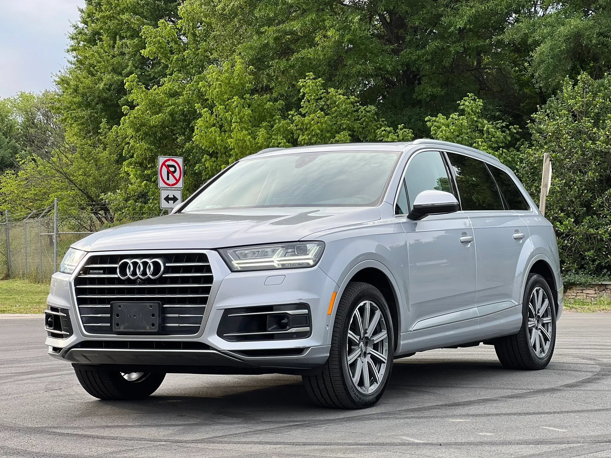 Used 2019 Audi Q7 3.0T Premium Plus AWD/4WD image 1