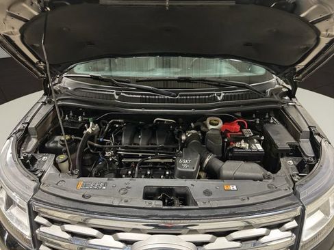 Used 2018 Ford Explorer Limited w/ Equipment Group 301A AWD/4WD image 27