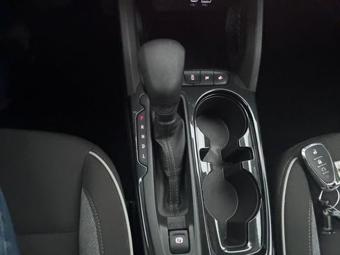 Used 2025 Chevrolet TrailBlazer LT image 39