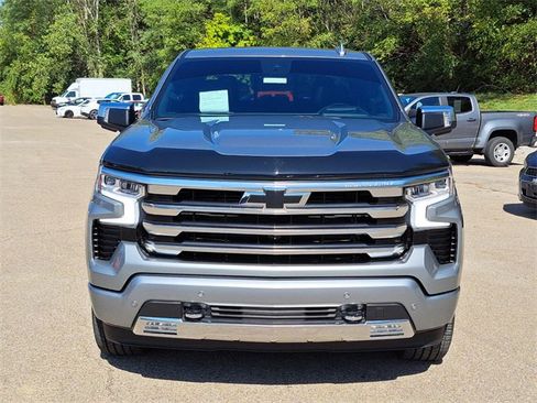 Used 2025 Chevrolet Silverado 1500 High Country w/ Technology Package image 8