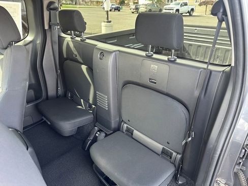 Used 2023 Nissan Frontier S w/ Technology Package image 19