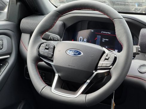 New 2026 Ford Explorer ST-Line image 8