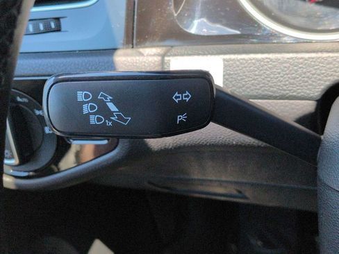 Used 2015 Volkswagen Golf TDI SEL FWD image 29