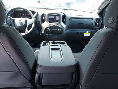 New 2026 Chevrolet Silverado 2500 Custom w/ Custom Value Package AWD/4WD image 10