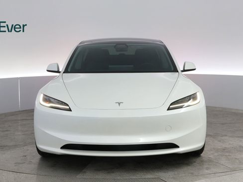 Used 2025 Tesla Model 3 Long Range image 12