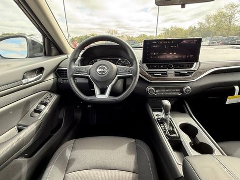 New 2025 Nissan Altima 2.5 SV w/ SV Special Edition Package image 20