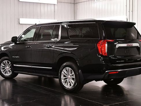 Used 2024 GMC Yukon XL SLT w/ SLT Luxury Package AWD/4WD image 5