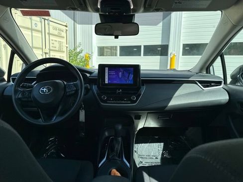 Used 2024 Toyota Corolla LE FWD image 18