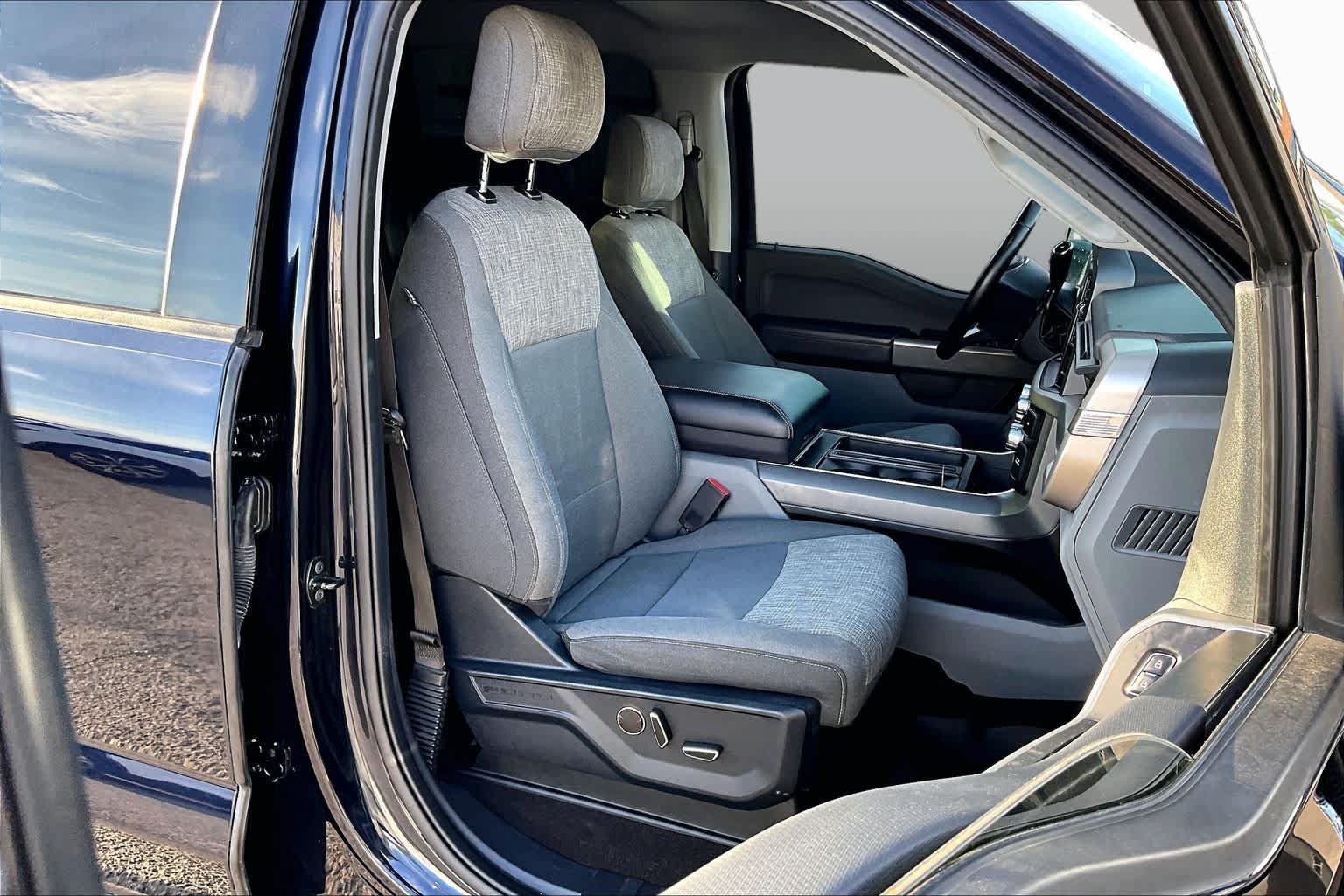 Used 2021 Ford F150 XLT w/ Equipment Group 302A High RWD image 11