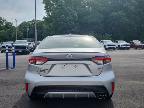 Used 2022 Toyota Corolla SE w/ Carpet Mat Package (TMS) FWD image 4