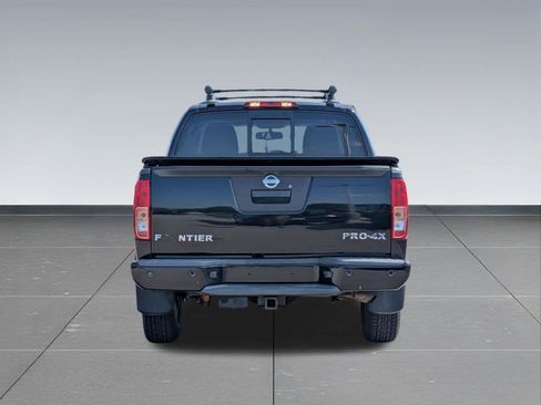 Used 2018 Nissan Frontier 4x4 Crew Cab image 4