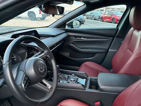 Used 2024 MAZDA MAZDA3 s image 26