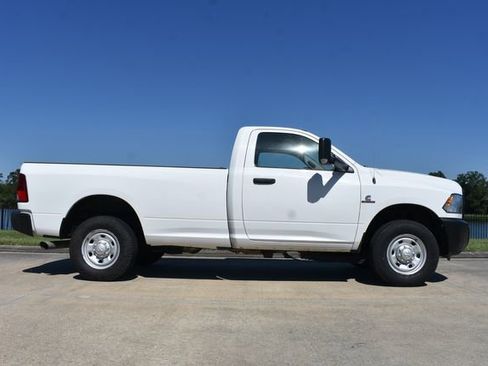 Used 2015 RAM 2500 Tradesman w/ Power & Remote Entry Group image 3
