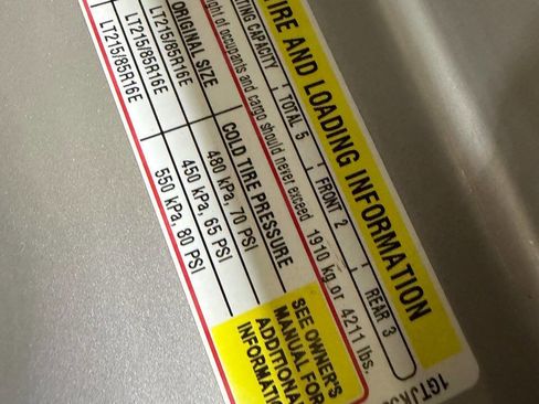 Used 2006 GMC Sierra 3500 SLE w/ Heavy-Duty Power Package image 35