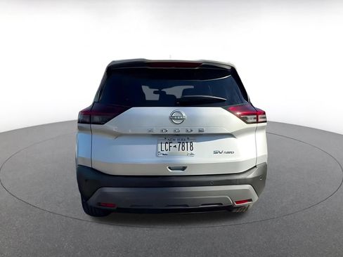 Used 2023 Nissan Rogue SV image 12
