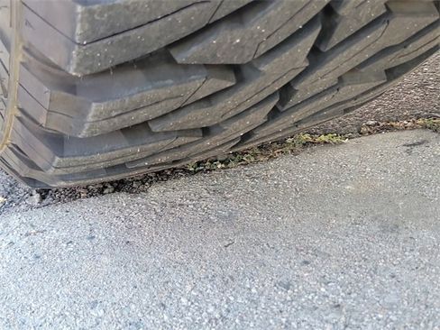 Used 2021 Ford F150 Lariat w/ Equipment Group 501A Mid image 32