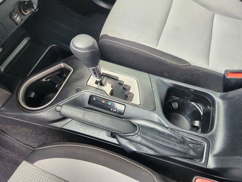 Used 2018 Toyota RAV4 XLE w/ Convenience Package image 19