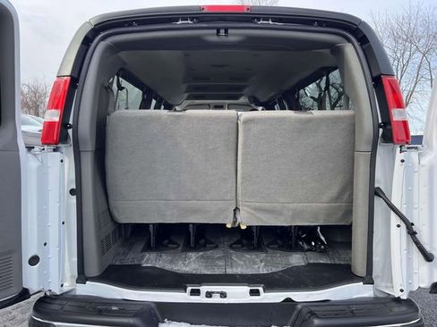 Certified 2024 Chevrolet Express 3500 LT w/ LT Preferred Equipment Group image 8