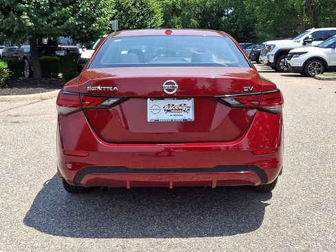 Used 2021 Nissan Sentra SV FWD image 7