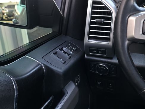 Used 2020 Ford F150 Platinum w/ Equipment Group 701A Luxury image 34