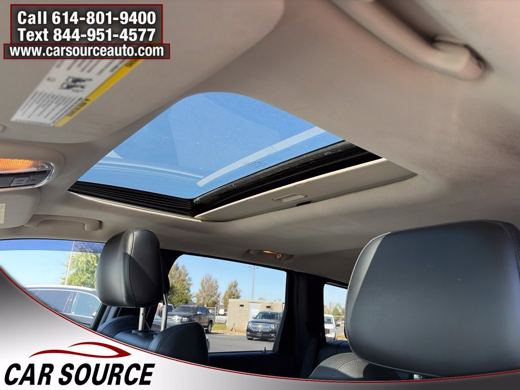 Used 2013 Jeep Grand Cherokee Laredo AWD/4WD image 24