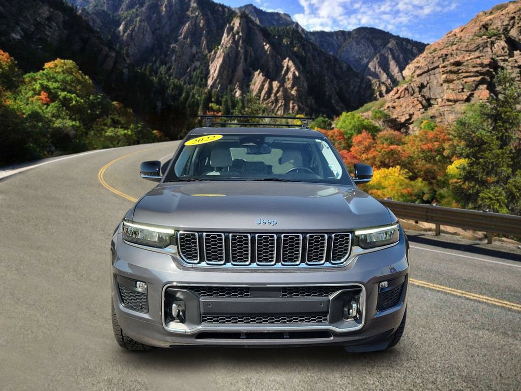 Used 2022 Jeep Grand Cherokee L Overland w/ Luxury Tech Group IV AWD/4WD image 6