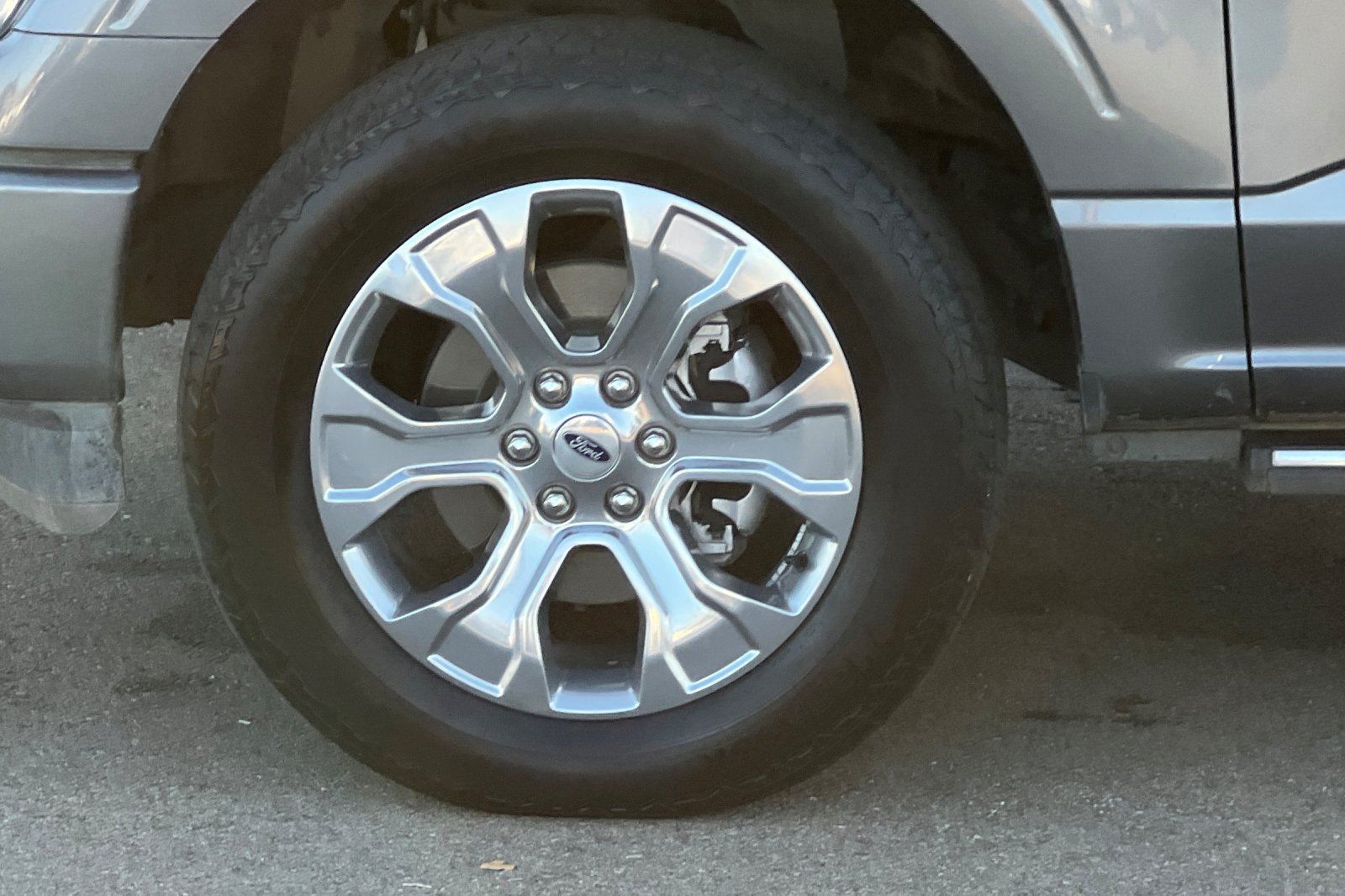 Used 2023 Ford F150 Platinum AWD/4WD image 27