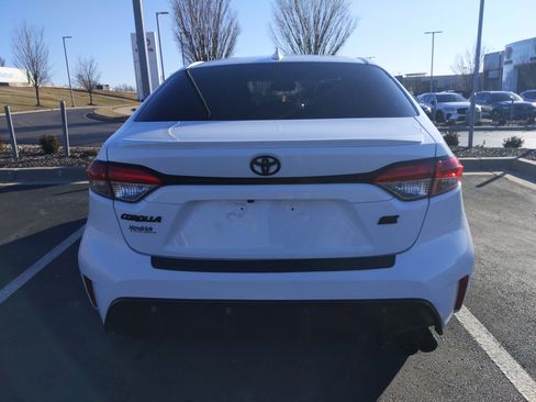Certified 2024 Toyota Corolla SE image 9