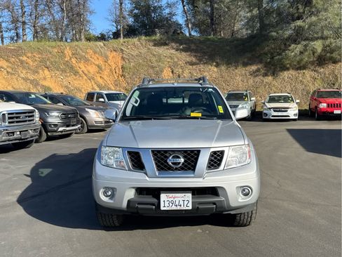 Used 2017 Nissan Frontier PRO-4X w/ Pro-4x Luxury Package image 2