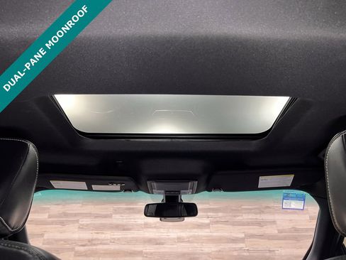 Used 2019 Ford Explorer Platinum image 5