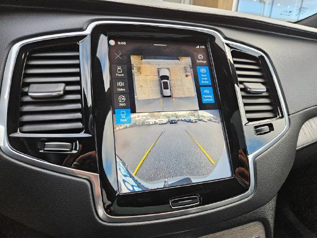 Certified 2024 Volvo XC90 B6 Ultimate w/ Lounge Package AWD/4WD image 32