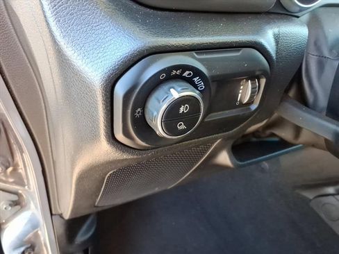 Used 2023 Jeep Gladiator Sport image 28