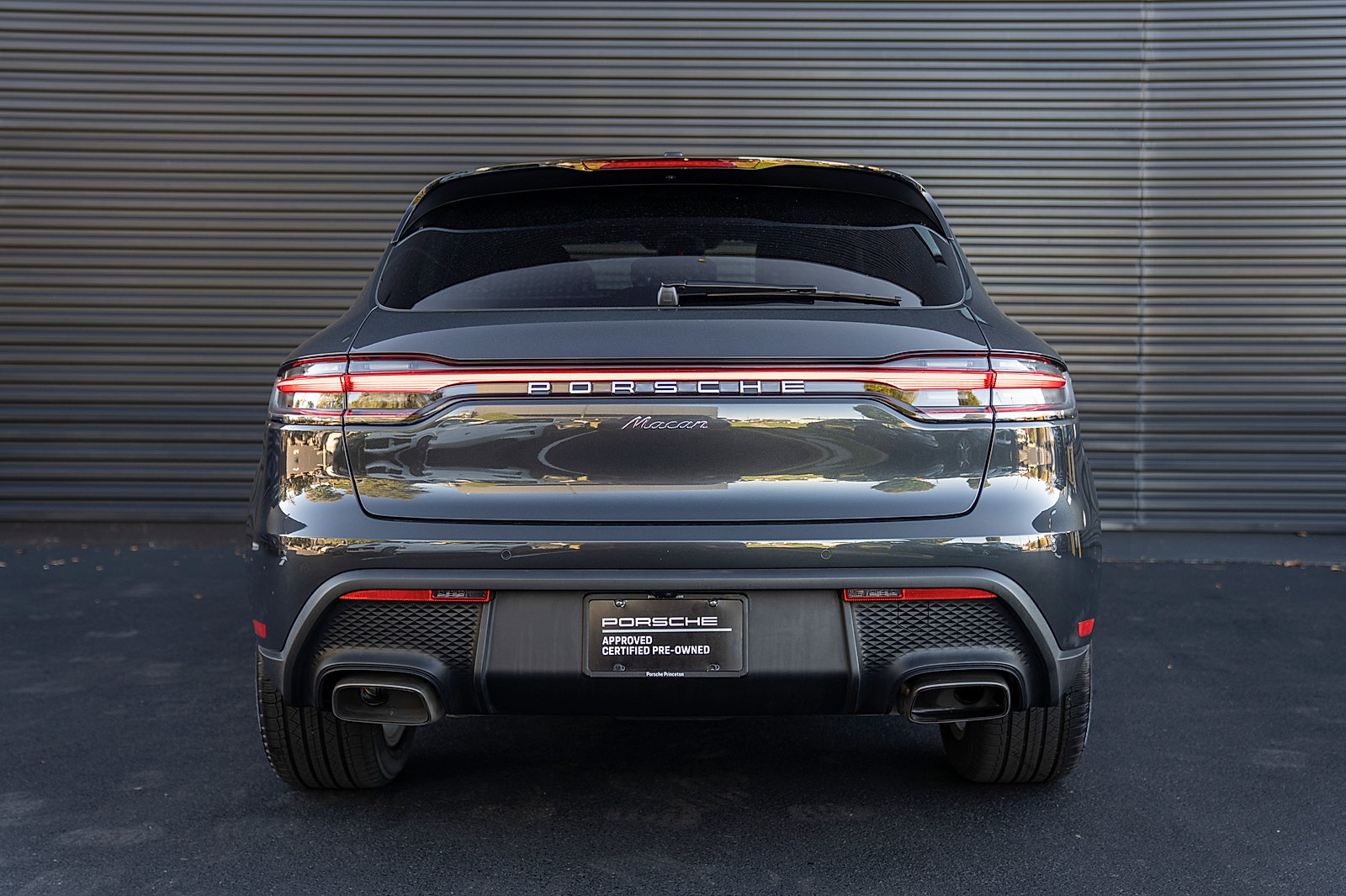 Certified 2026 Porsche Macan AWD/4WD image 29