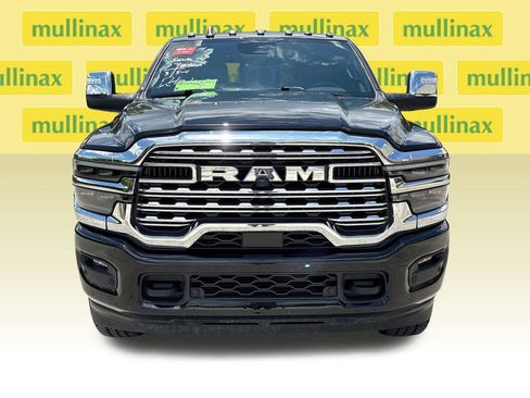 Used 2026 RAM 2500 Limited AWD/4WD image 10