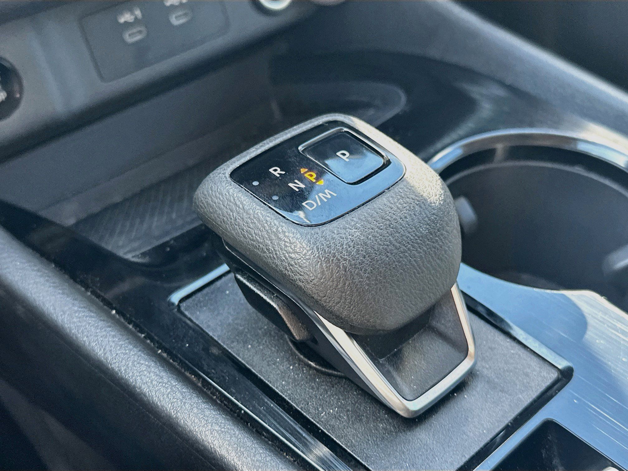 Used 2025 Nissan Rogue SV AWD/4WD image 23