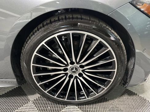 Used 2025 Mercedes-Benz C 300 4MATIC Sedan image 9