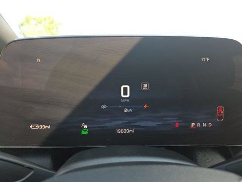 Used 2025 Chevrolet Equinox EV LT w/ Convenience Package FWD image 18