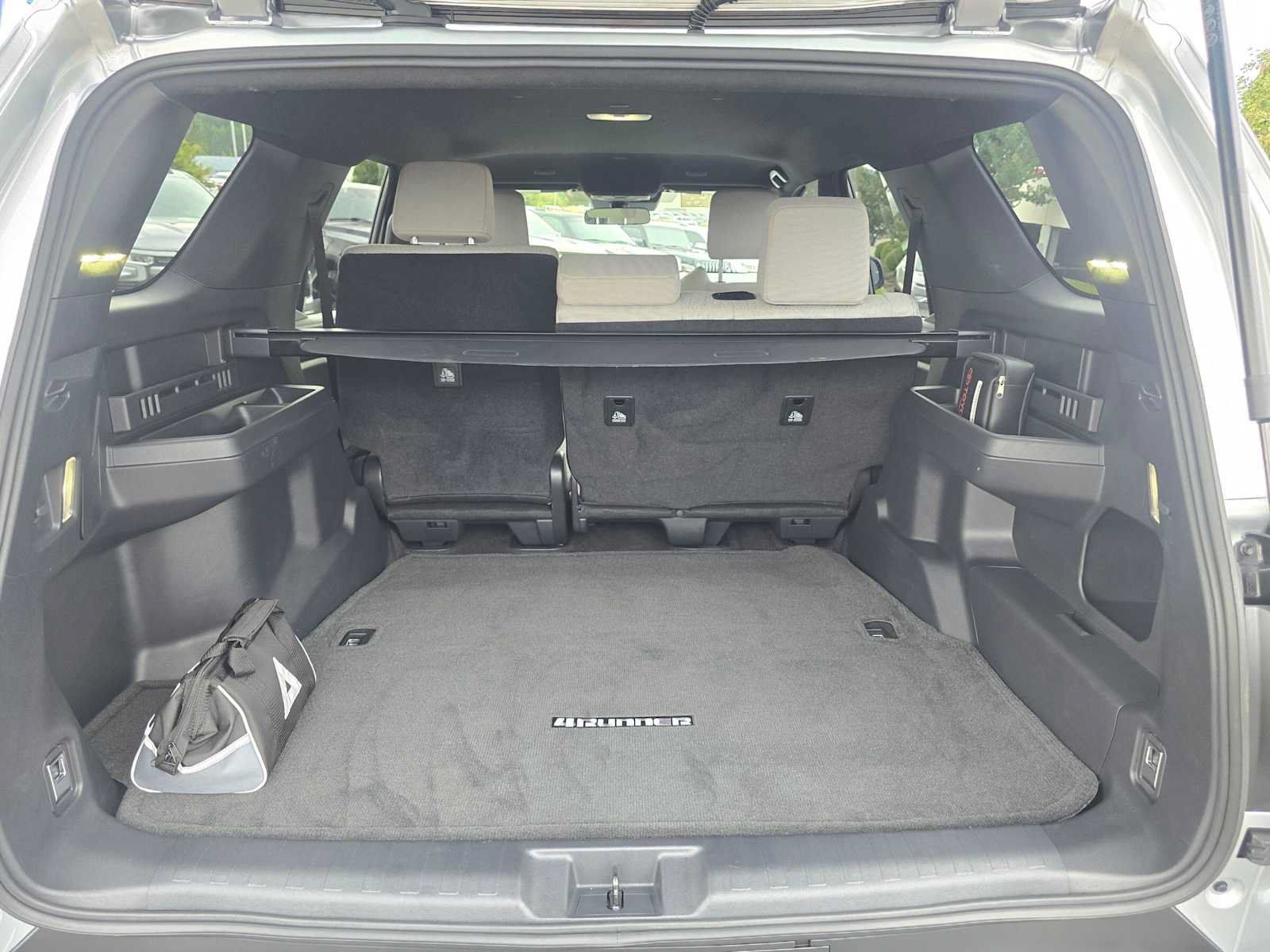 Certified 2025 Toyota 4Runner SR5 AWD/4WD image 14