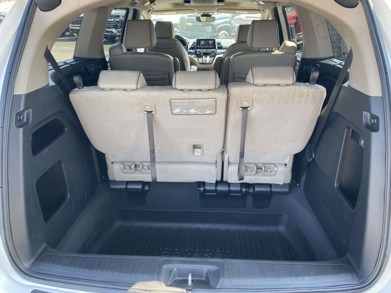 Used 2022 Honda Odyssey Elite image 17