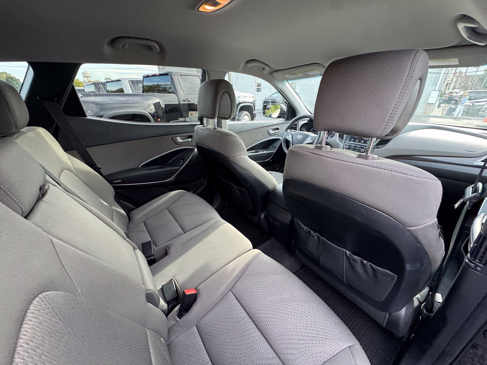 Used 2017 Hyundai Santa Fe Sport FWD image 29